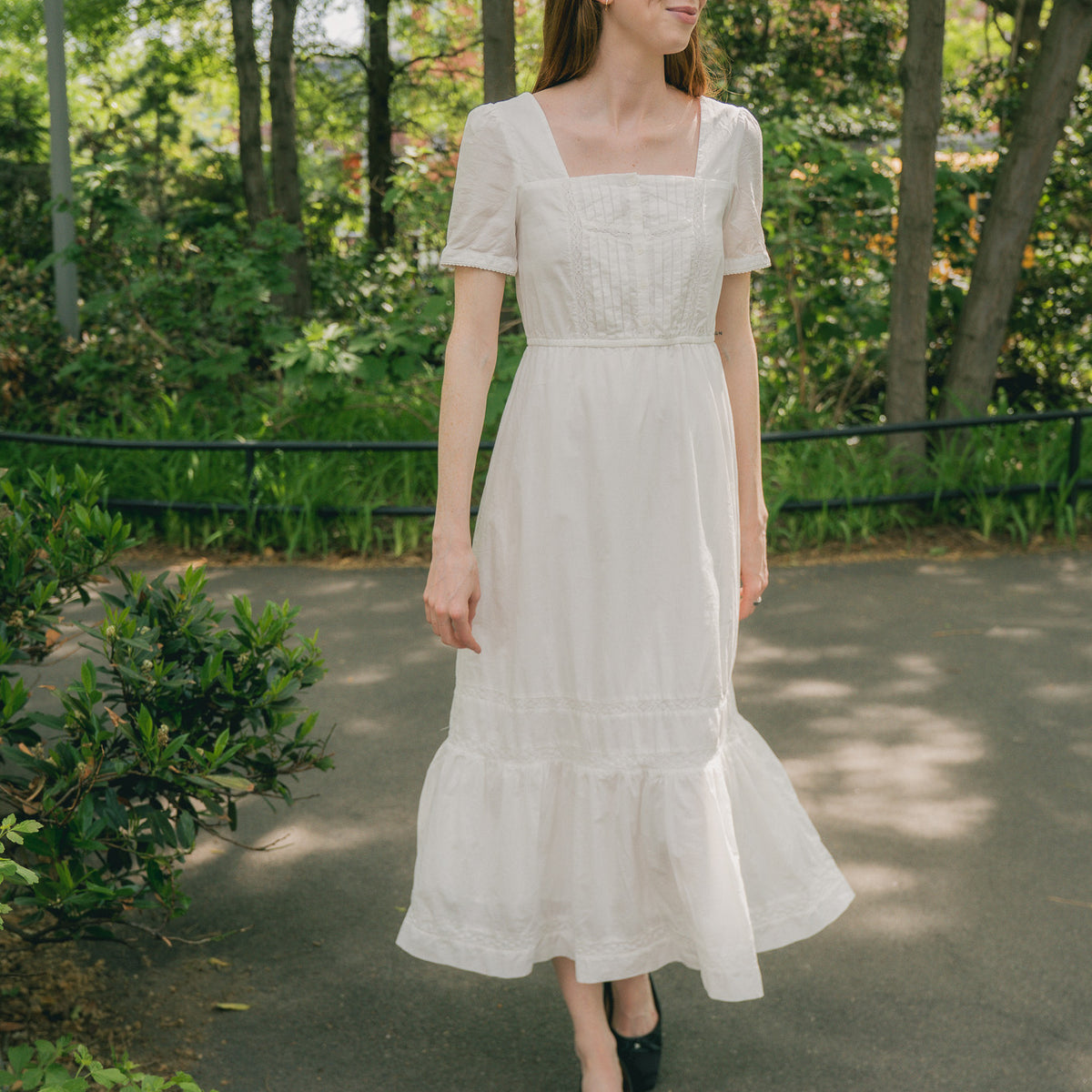 ridgewood maxi dress beige floral – St. George USA This garment fits true Size:10 | UK Worth collective Slip Dresses Black Asymmetrical Midi Dress